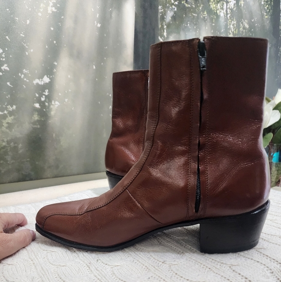 Florsheim Chestnut Leather Dress Shoes.New Condition. - Picture 3 of 14